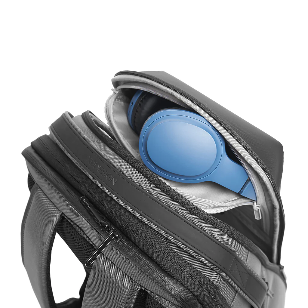 Bizz Backpack - Image 16