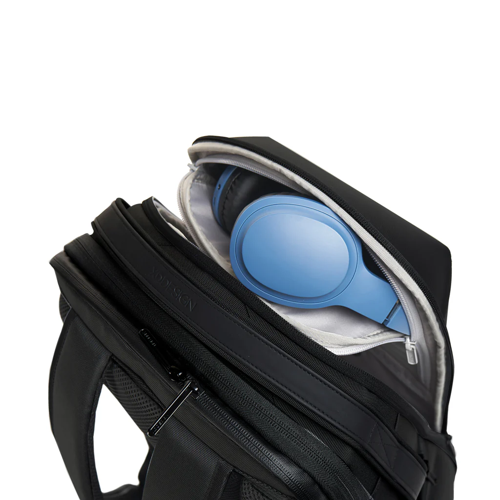 Bizz Backpack - Image 16