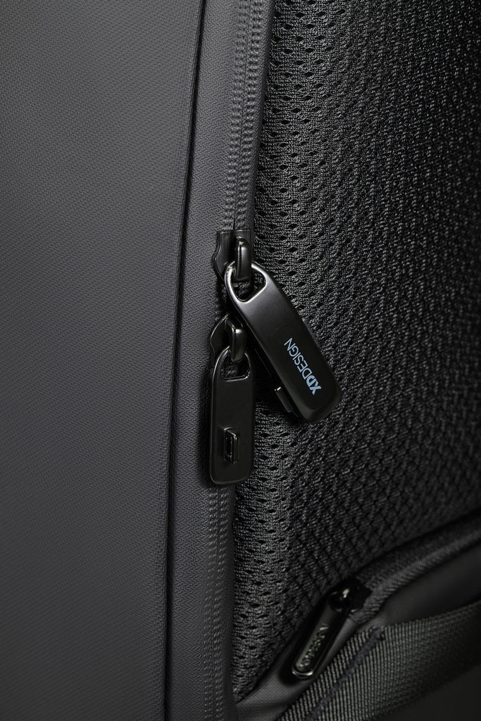 Bobby Edge - Image 10