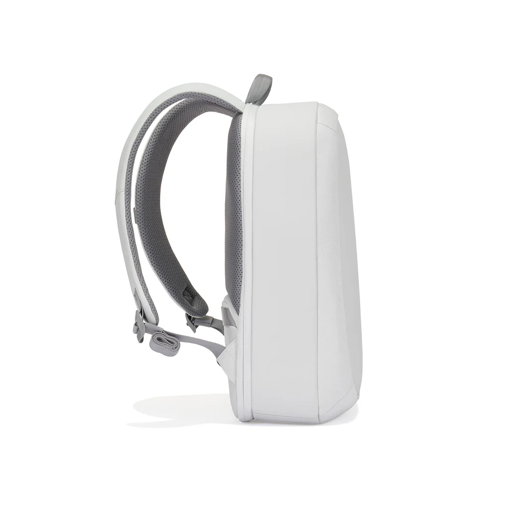 Bobby Edge - Image 4