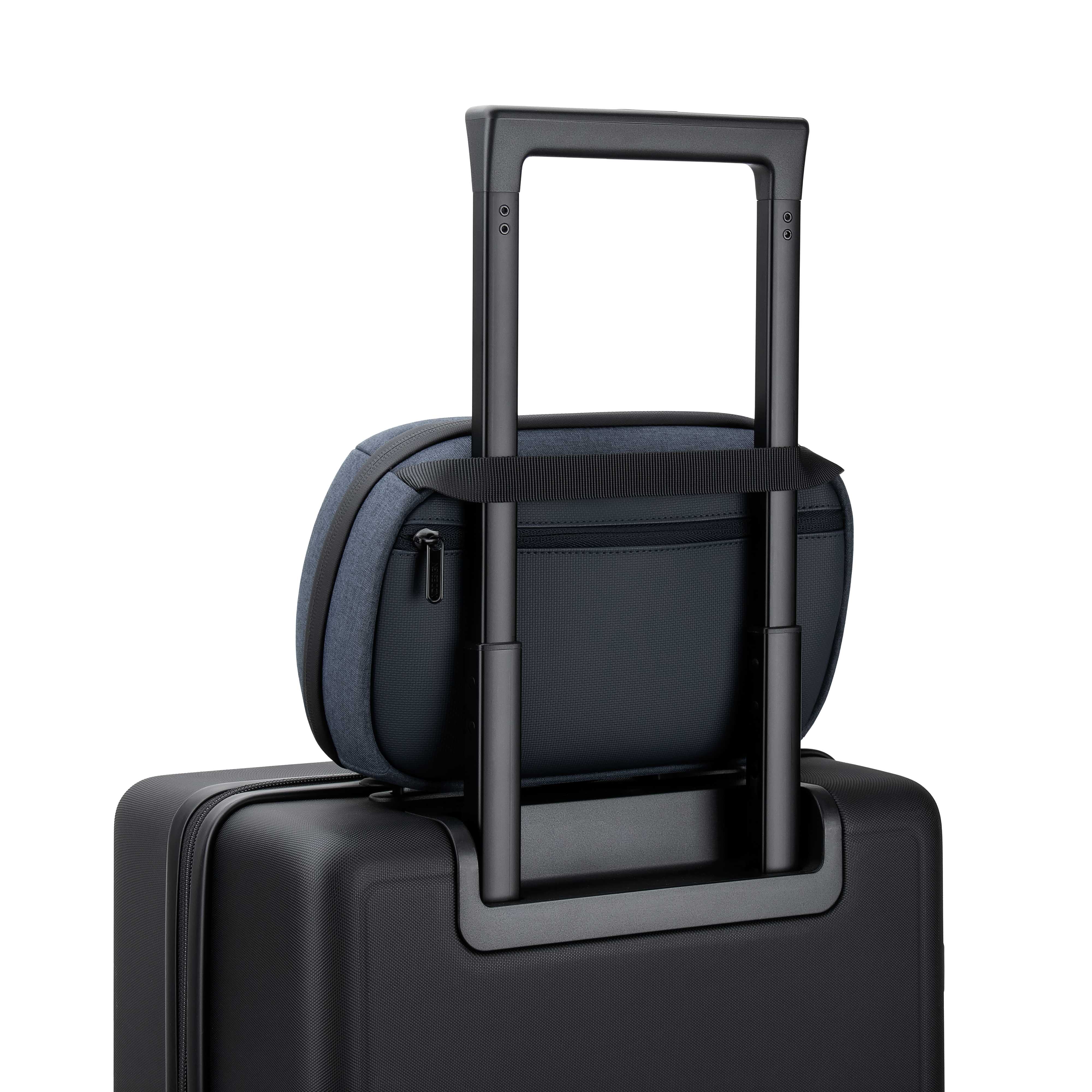First Class All-in-One Travel Case - Image 17